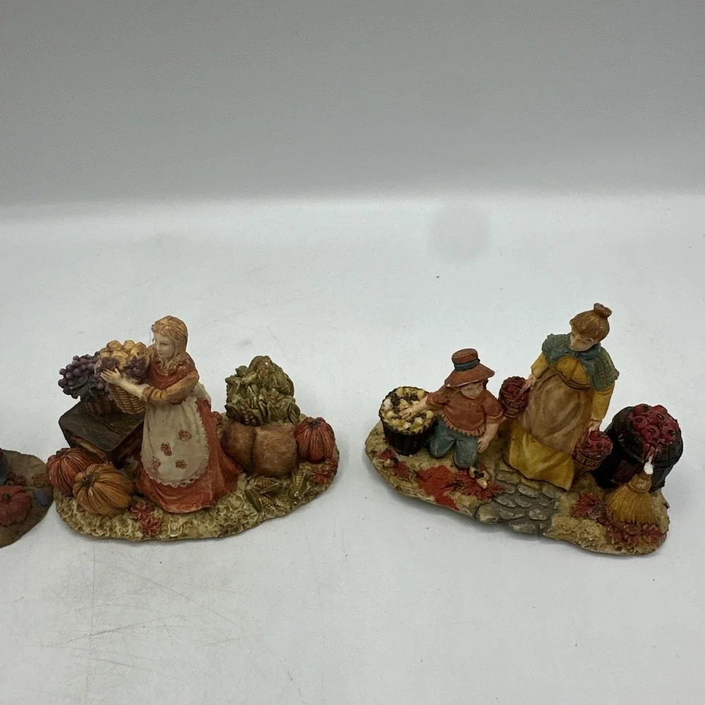 Thanksgiving Figurines Resin Hand Painted Country Style 7 Piece Set